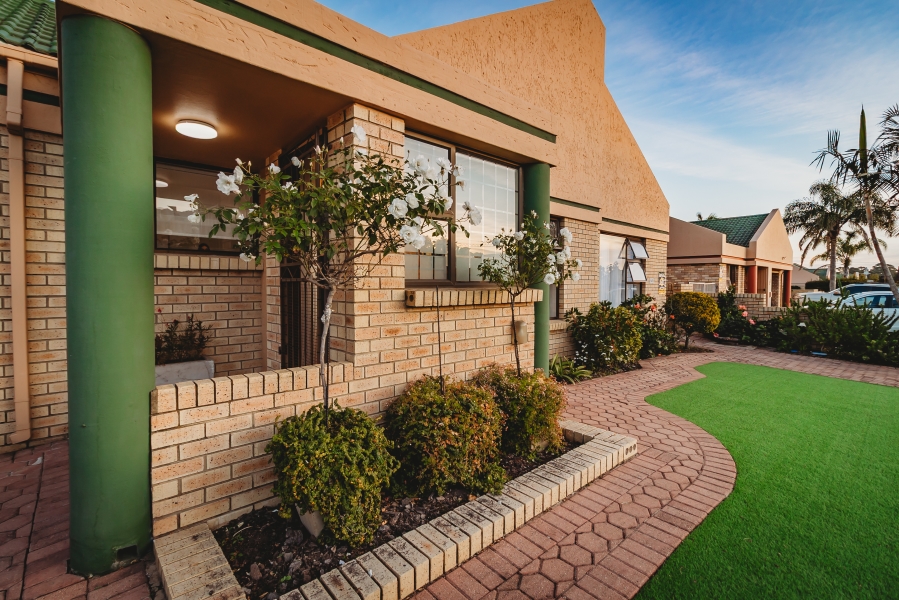 3 Bedroom Property for Sale in Heather Park Western Cape